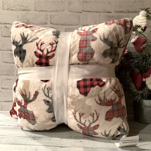 North Pole Express 2 Pk Holiday Reindeer Plaid Throw Pillows - Picture 5 of 7
